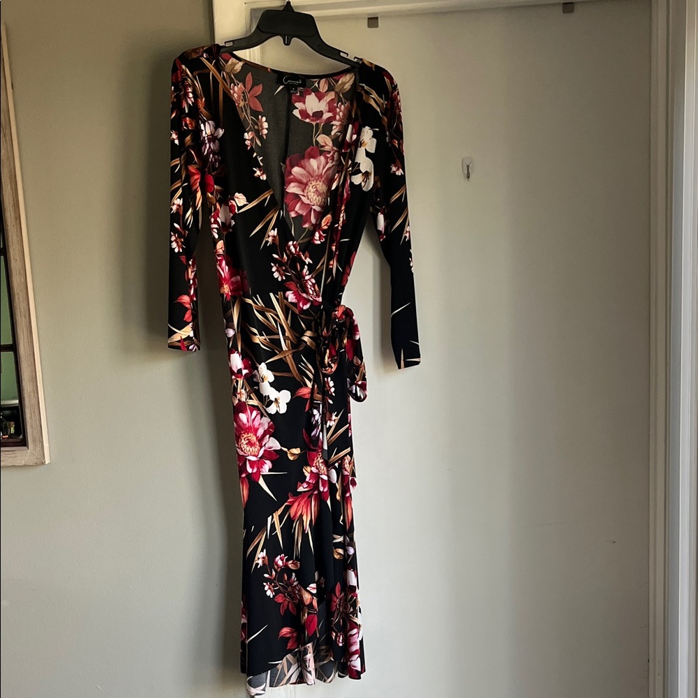 Connected Apparel Black and Red Floral Long Sleeve Dress